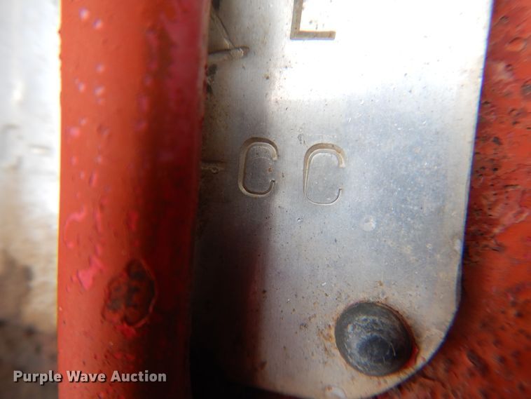 image for item IP9496 Farmall 560  tractor