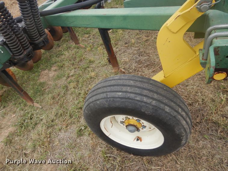 image for item IP9497 New Noble 210  air seeder