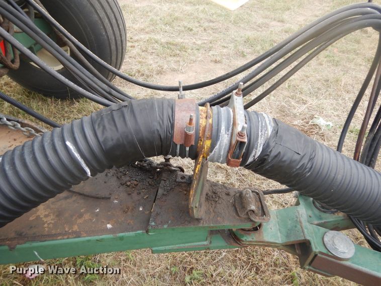 image for item IP9497 New Noble 210  air seeder