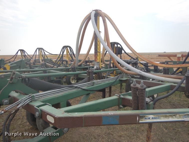 image for item IP9497 New Noble 210  air seeder