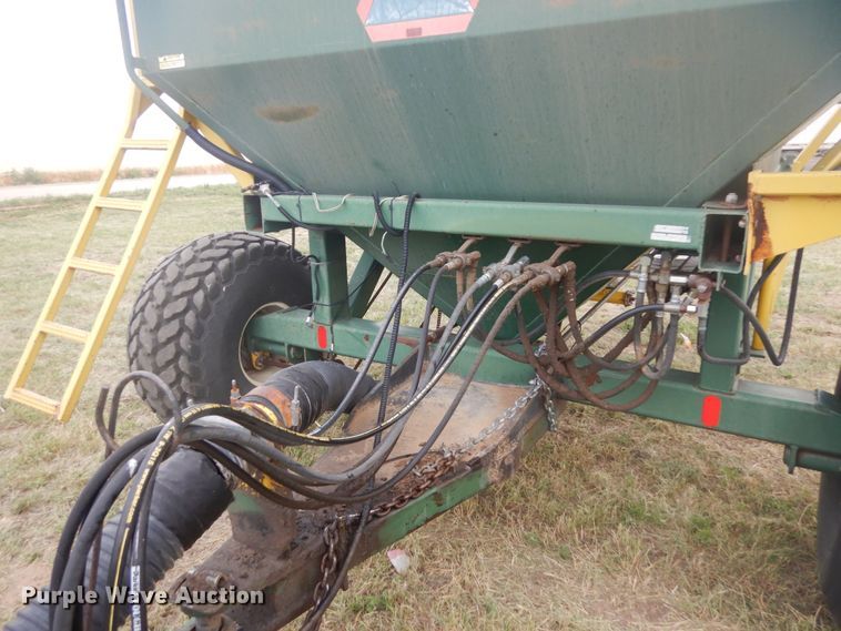 image for item IP9497 New Noble 210  air seeder