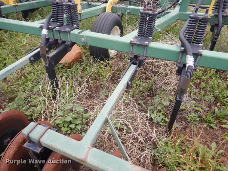 image for item IP9497 New Noble 210  air seeder