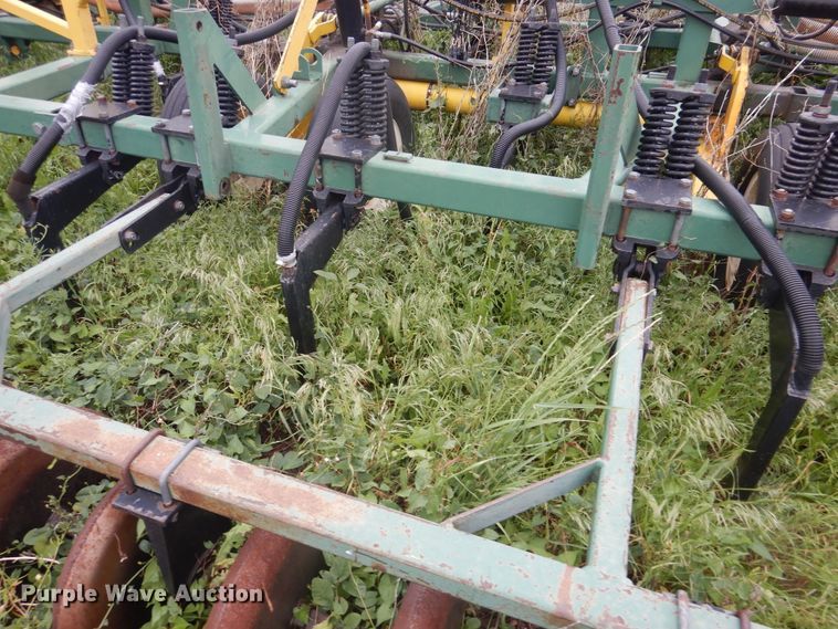 image for item IP9497 New Noble 210  air seeder