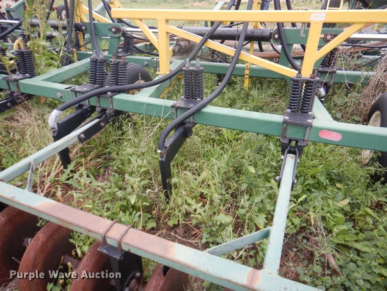 image for item IP9497 New Noble 210  air seeder