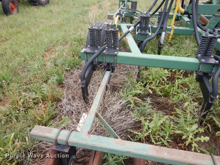 image for item IP9497 New Noble 210  air seeder