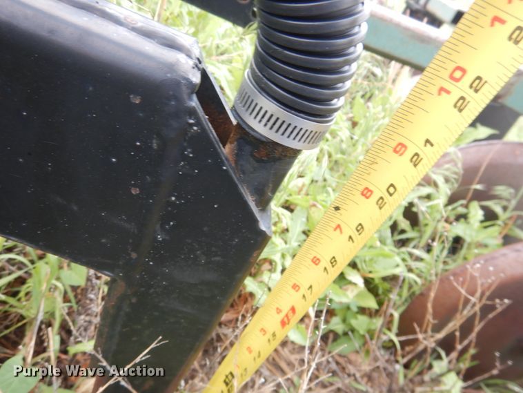 image for item IP9497 New Noble 210  air seeder