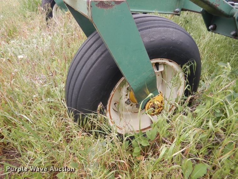 image for item IP9497 New Noble 210  air seeder