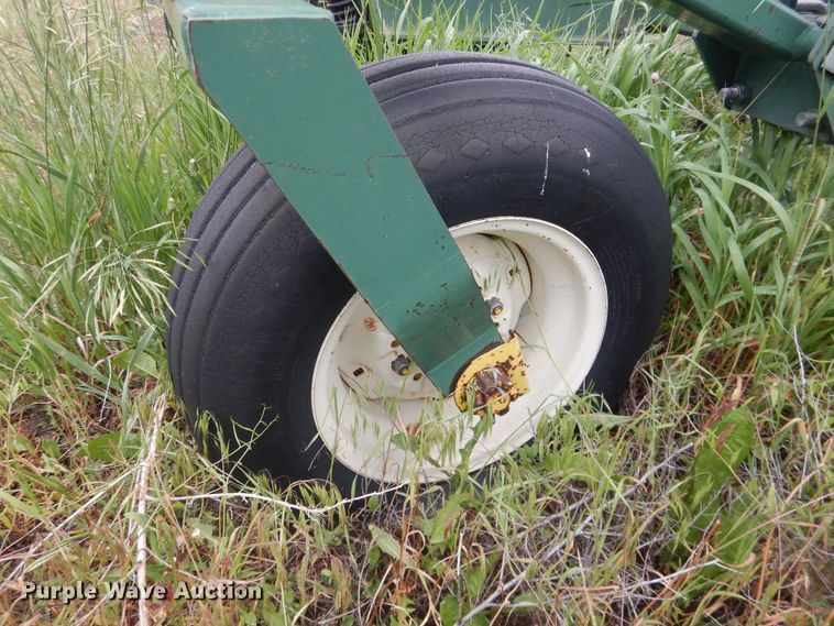 image for item IP9497 New Noble 210  air seeder