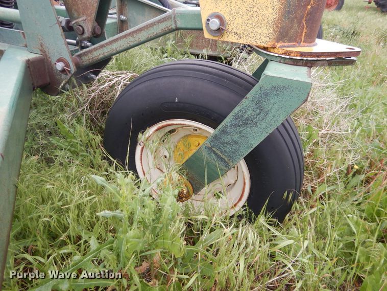 image for item IP9497 New Noble 210  air seeder