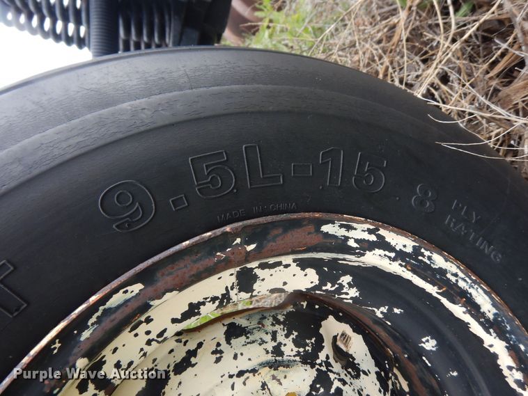 image for item IP9497 New Noble 210  air seeder