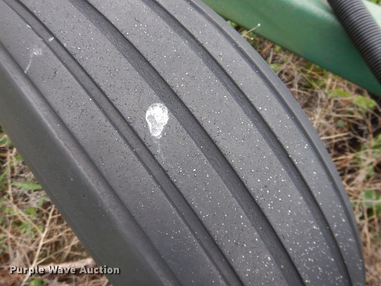 image for item IP9497 New Noble 210  air seeder