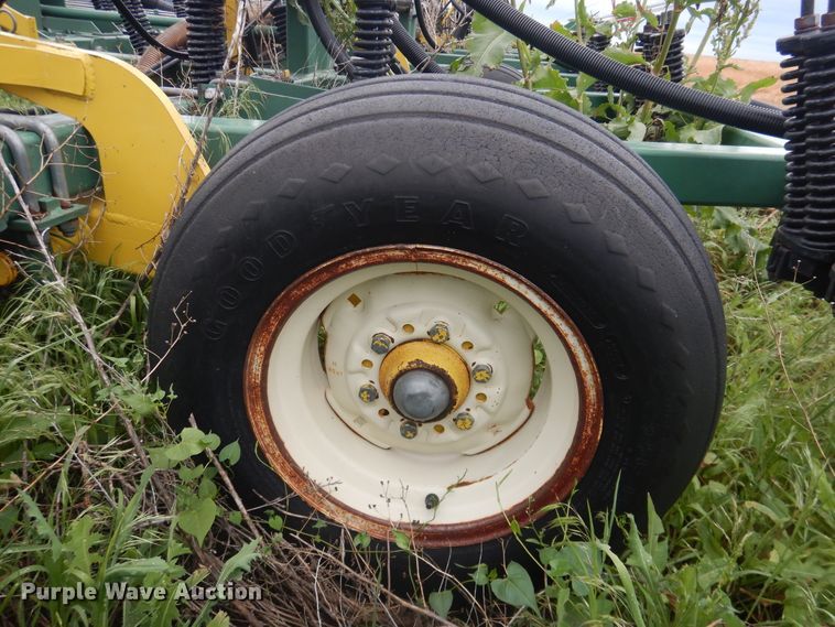 image for item IP9497 New Noble 210  air seeder