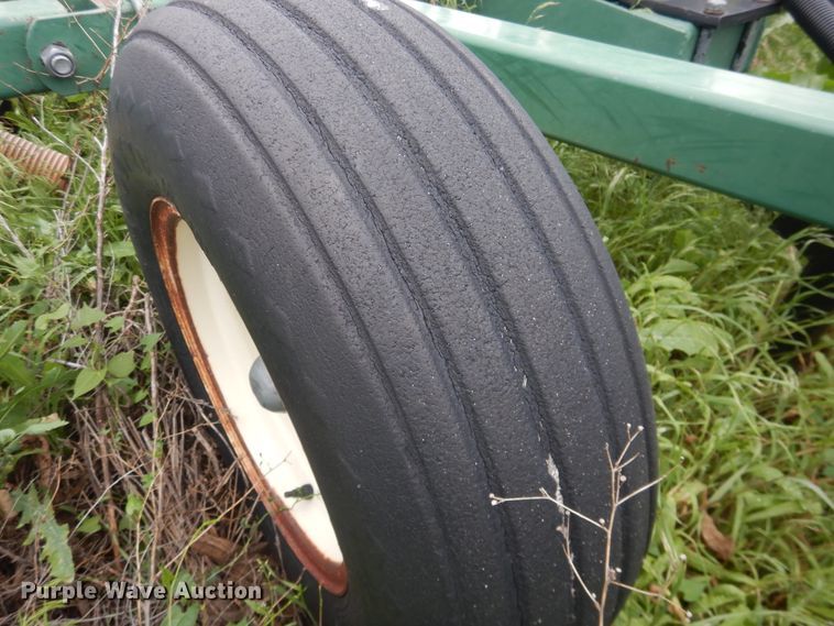 image for item IP9497 New Noble 210  air seeder