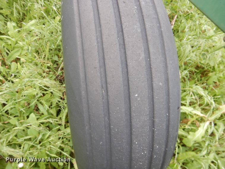 image for item IP9497 New Noble 210  air seeder