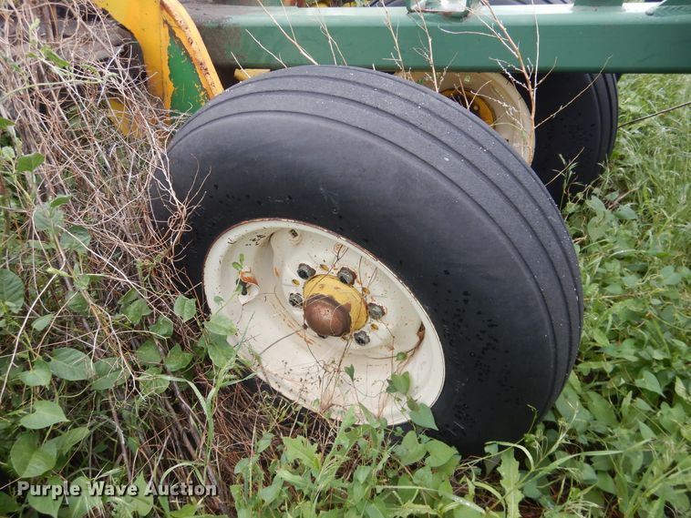 image for item IP9497 New Noble 210  air seeder