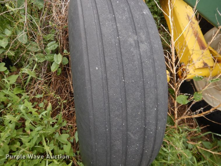 image for item IP9497 New Noble 210  air seeder