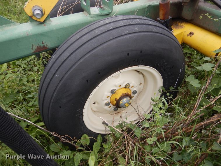 image for item IP9497 New Noble 210  air seeder