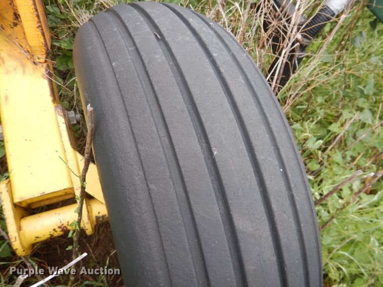 image for item IP9497 New Noble 210  air seeder