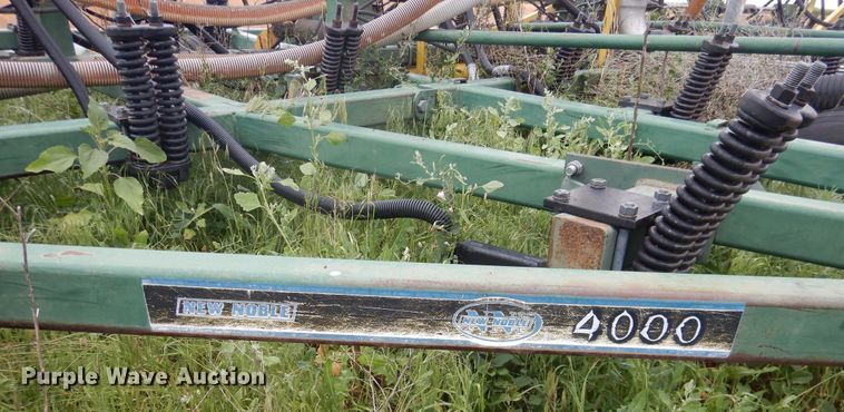image for item IP9497 New Noble 210  air seeder
