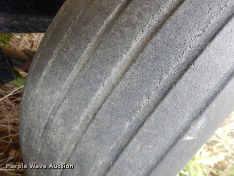 image for item IP9498 Nurse tank trailer