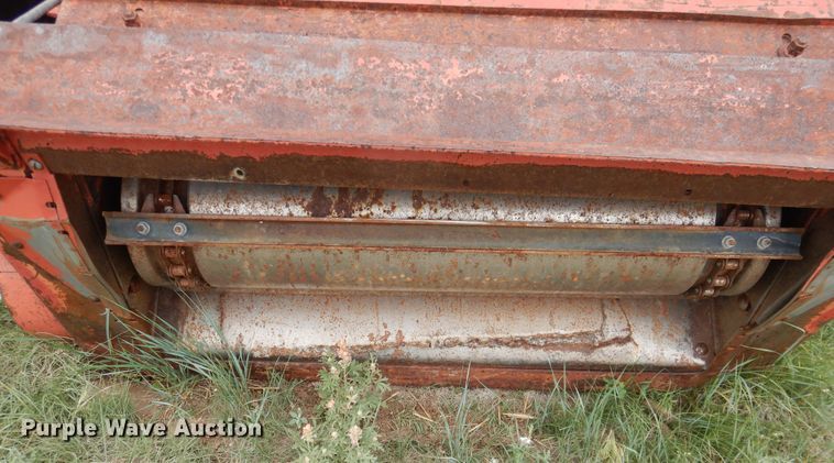 image for item IP9504 1998 Case IH 2388  combine