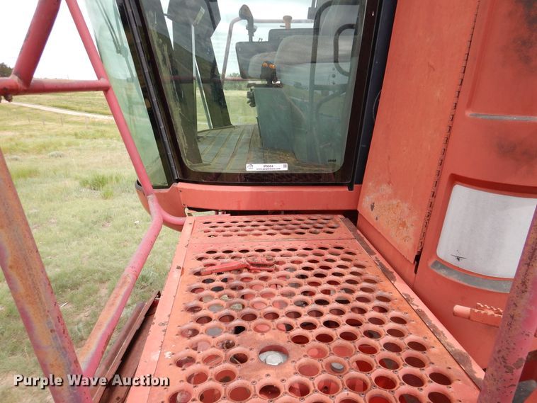 image for item IP9504 1998 Case IH 2388  combine