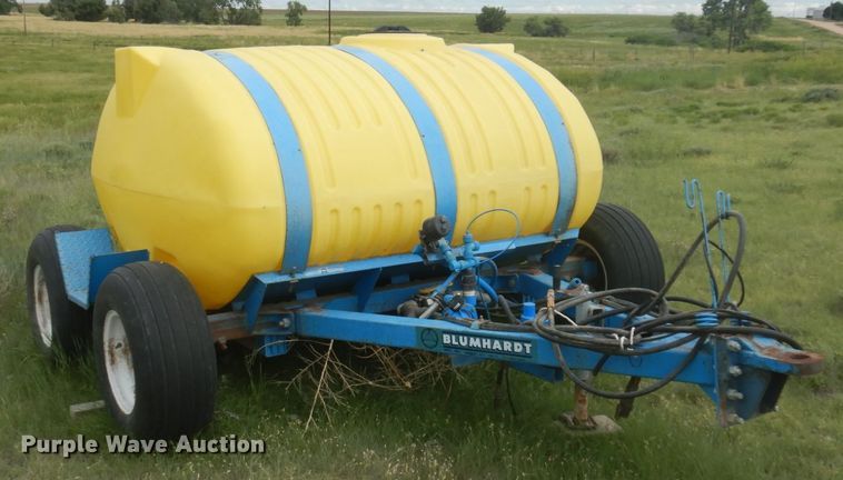 image for item IP9509 Blumhardt 43584  nurse tank trailer