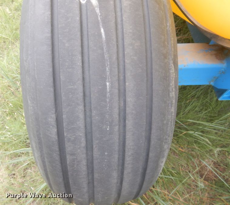 image for item IP9509 Blumhardt 43584  nurse tank trailer