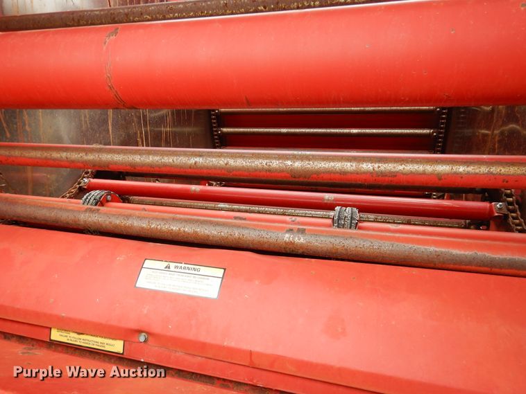 image for item IP9510 1986 New Holland 855  round baler