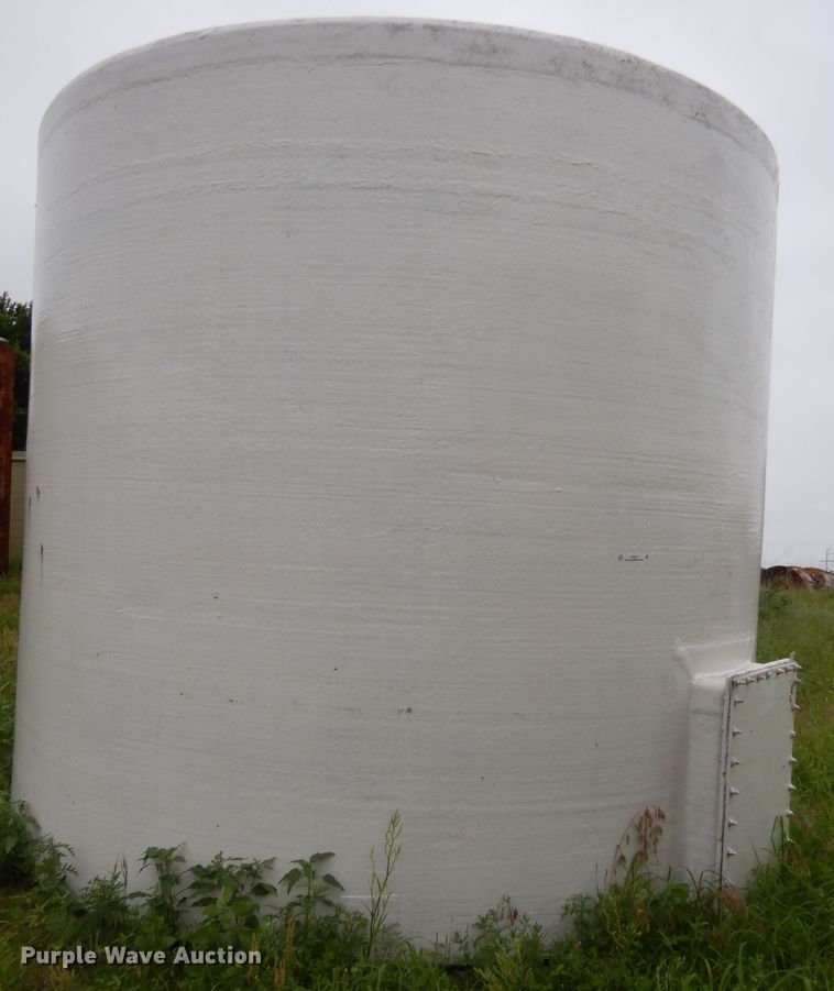 image for item IP9921 Fiberglass tank
