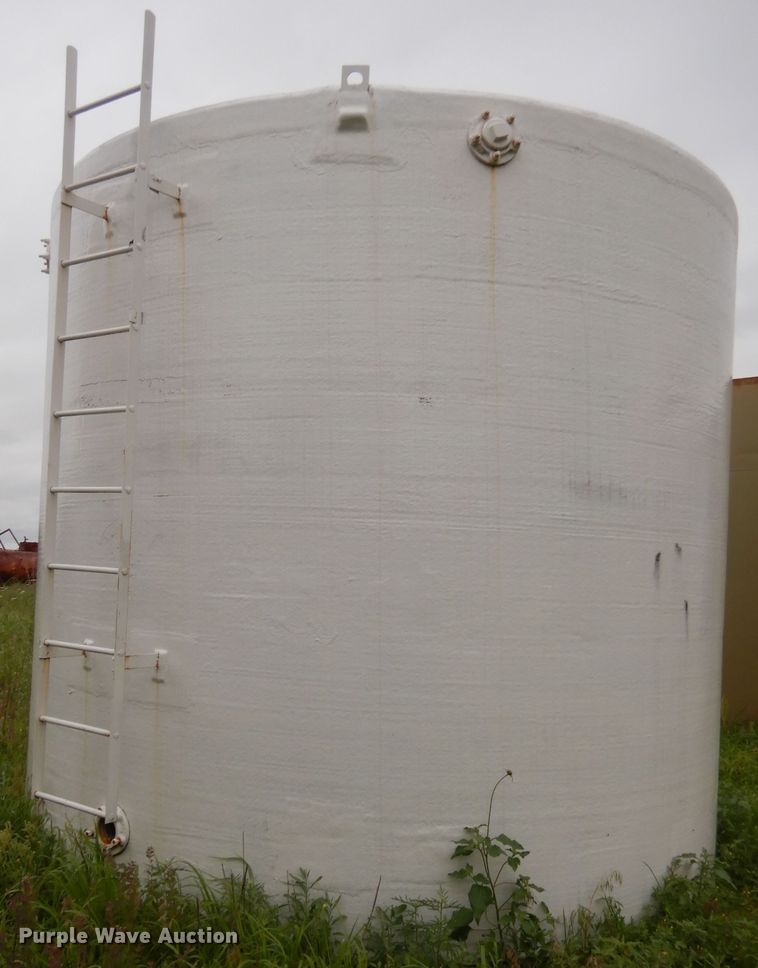 image for item IP9921 Fiberglass tank