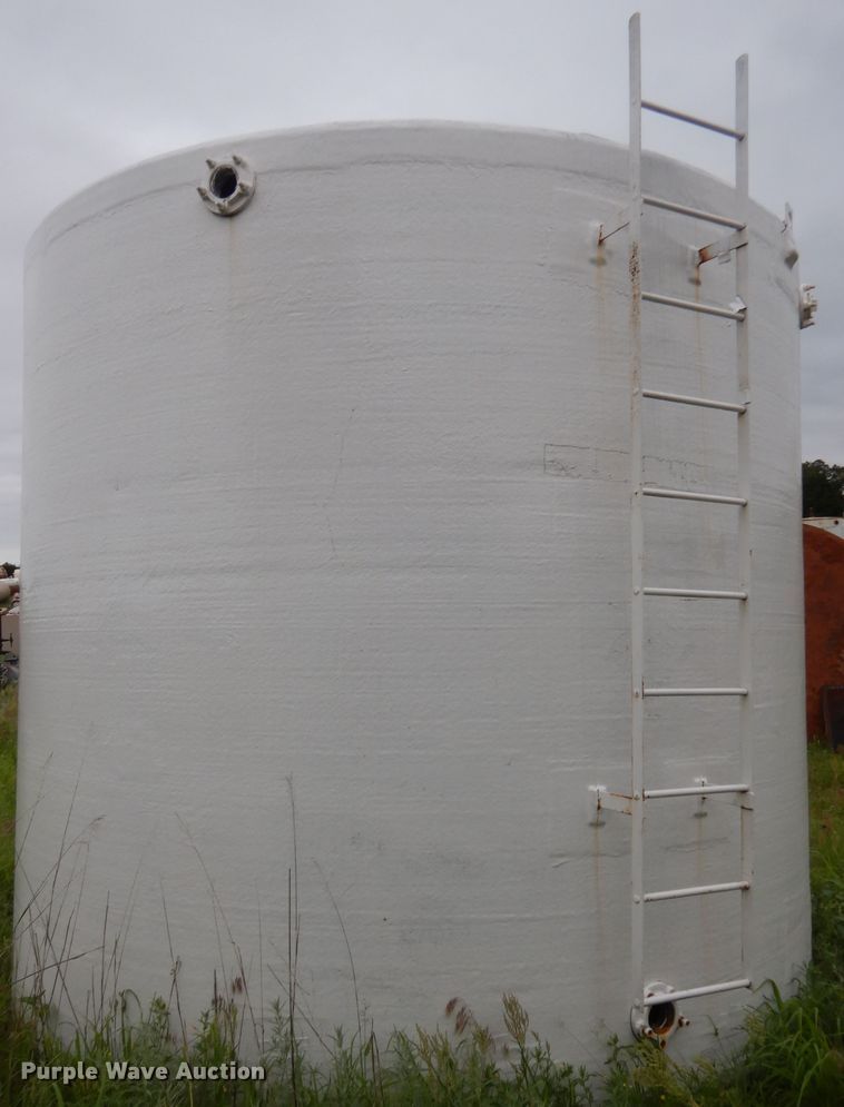 image for item IP9921 Fiberglass tank