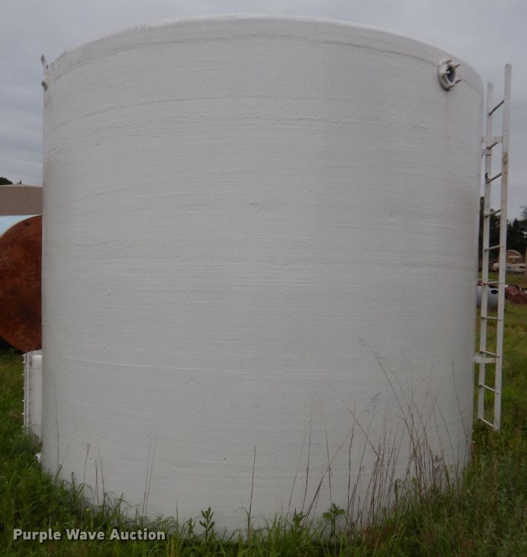 image for item IP9921 Fiberglass tank