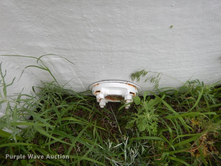 image for item IP9921 Fiberglass tank