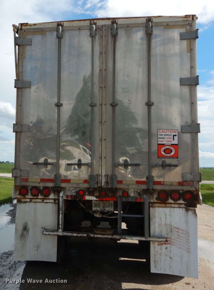 image for item IT9224 1995 Imco  grain trailer