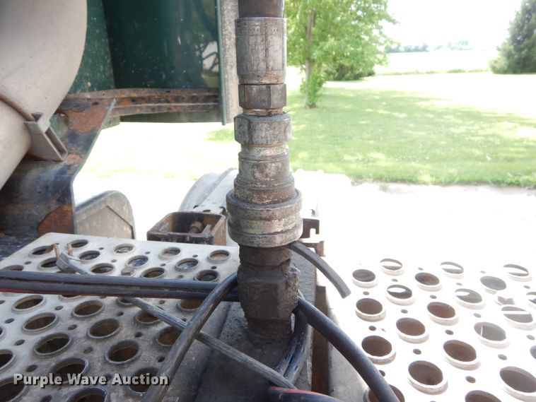 image for item IT9224 1995 Imco  grain trailer