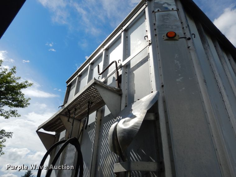 image for item IT9224 1995 Imco  grain trailer