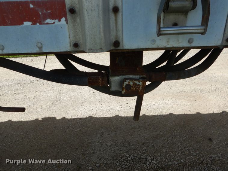 image for item IT9224 1995 Imco  grain trailer