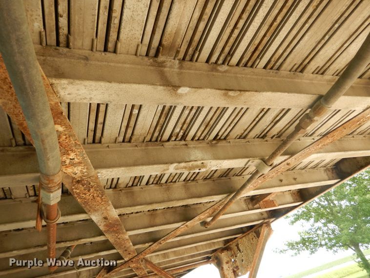 image for item IT9224 1995 Imco  grain trailer