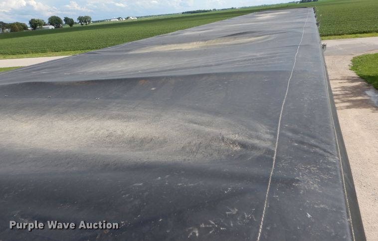 image for item IT9224 1995 Imco  grain trailer