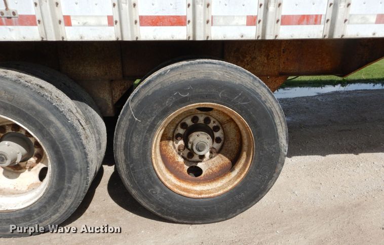 image for item IT9224 1995 Imco  grain trailer