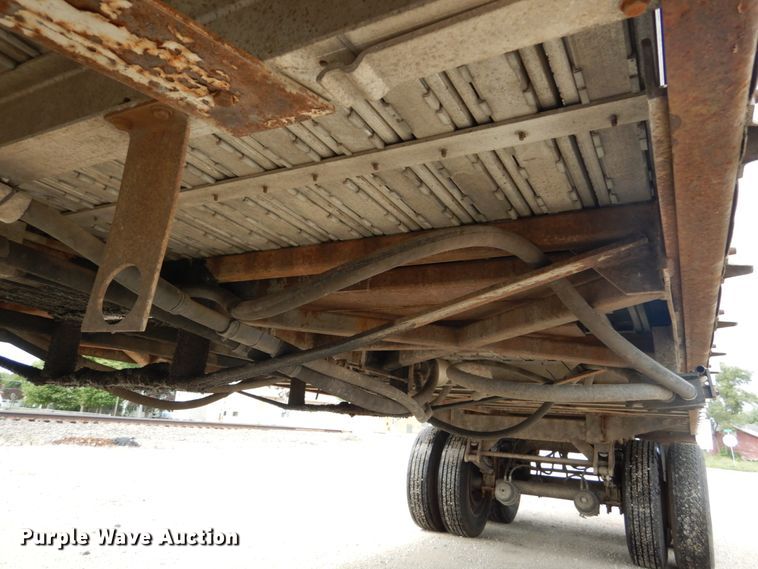 image for item IT9225 1994 Imco  grain trailer