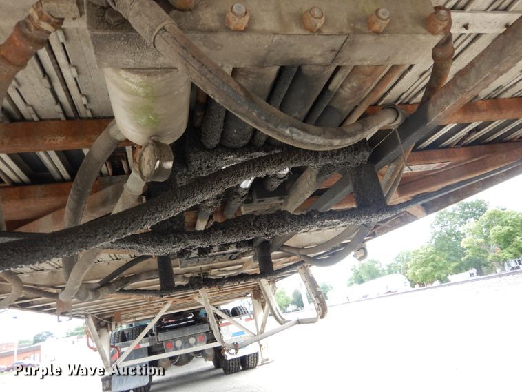 image for item IT9225 1994 Imco  grain trailer