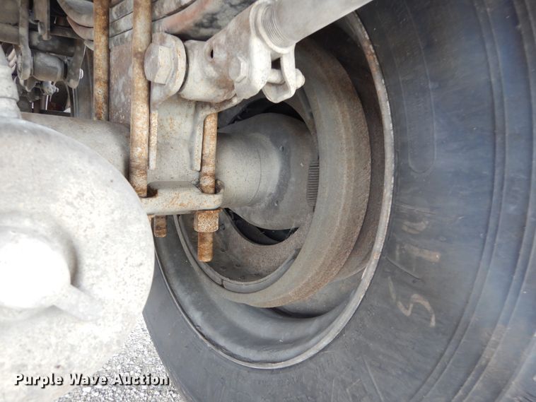 image for item IT9225 1994 Imco  grain trailer