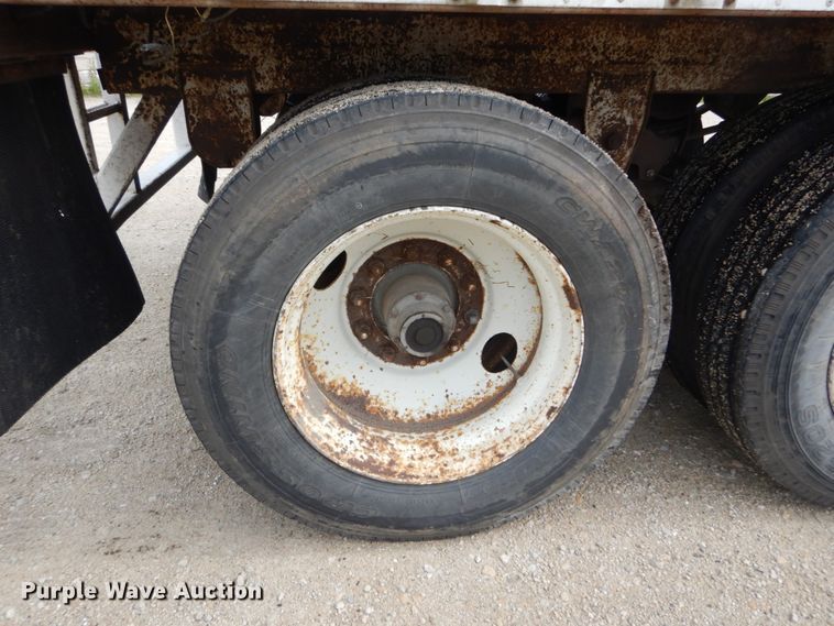 image for item IT9225 1994 Imco  grain trailer