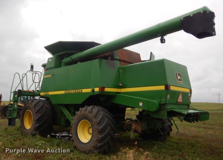 image for item IT9536 1997 John Deere 9610  RWA combine