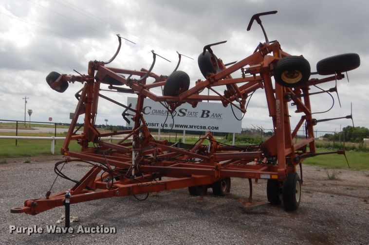 image for item IT9559 Sunflower 3160-42 Fallow King  sweep plow