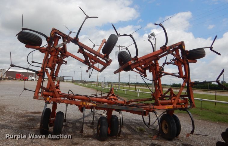 image for item IT9559 Sunflower 3160-42 Fallow King  sweep plow