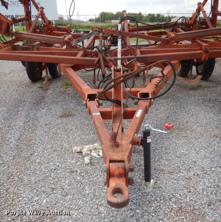 image for item IT9559 Sunflower 3160-42 Fallow King  sweep plow