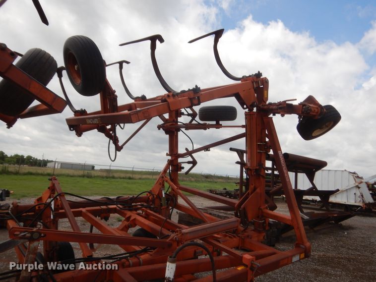 image for item IT9559 Sunflower 3160-42 Fallow King  sweep plow